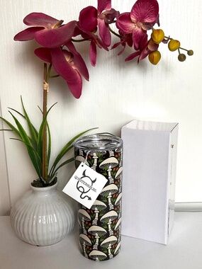 QUESTIONABLES MUSHROOM 20 OZ INSULATED COFFEE  TUMBLER~BRAND NEW!